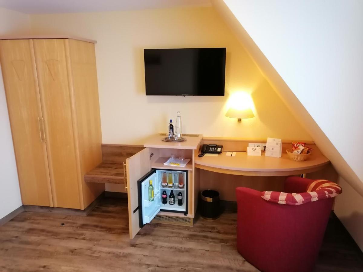 Landgasthof Niebler Adelsdorf Eksteriør bilde