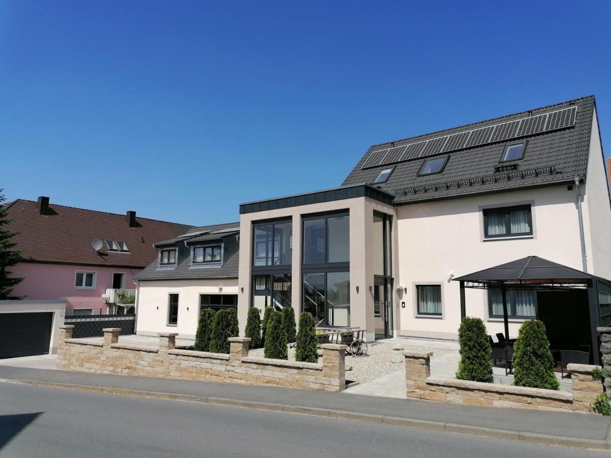 Landgasthof Niebler Adelsdorf Eksteriør bilde